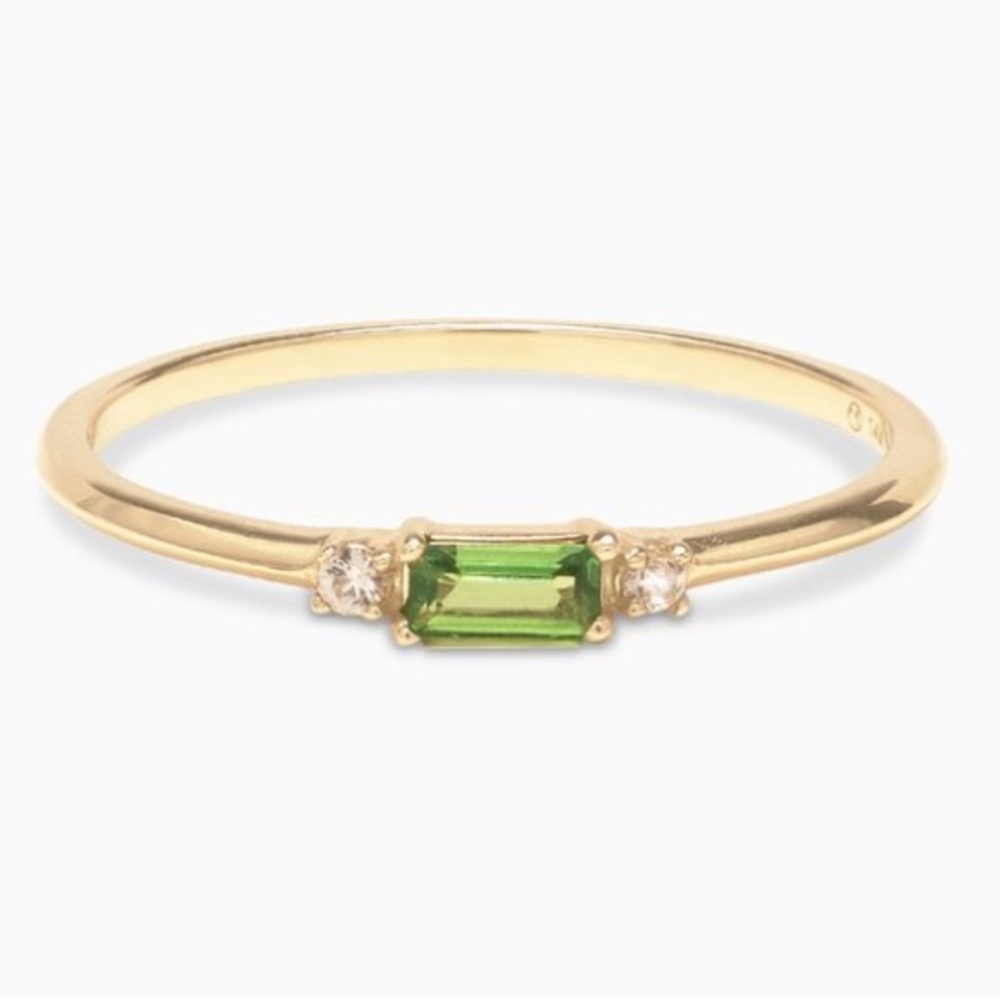 IN SEARCH OF: Mejuri dewdrop baguette ring size 6 or trade for size 7